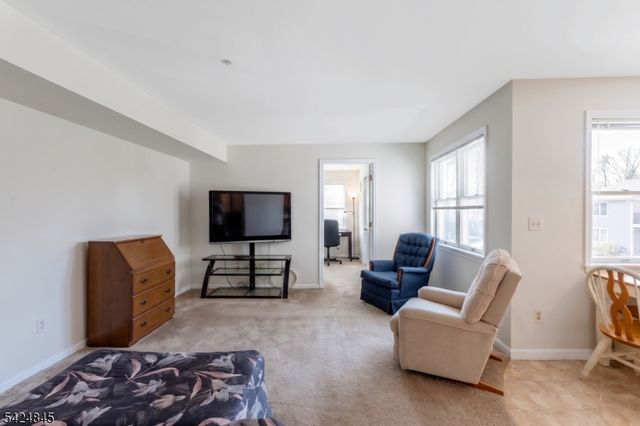81 Park Edge 2K, Berkeley Heights Twp., NJ 07922