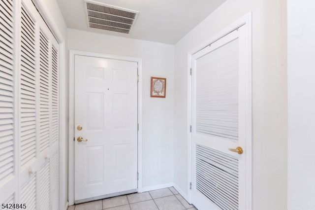 81 Park Edge 2K, Berkeley Heights Twp., NJ 07922