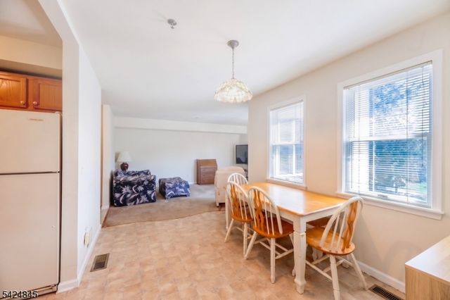 81 Park Edge 2K, Berkeley Heights Twp., NJ 07922