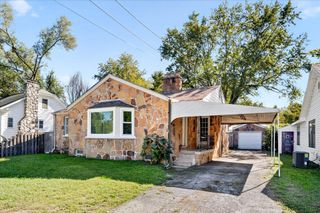 620 E Sunshine Street, Springfield, MO 65807