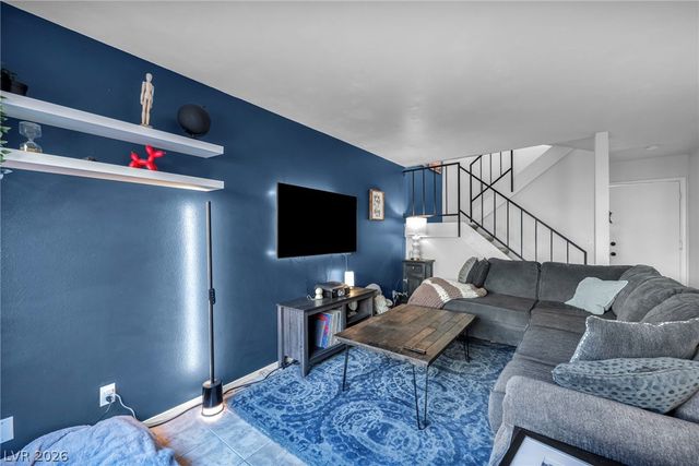 6443 Big Pine Way, Las Vegas, NV 89108