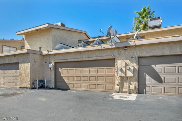 6443 Big Pine Way, Las Vegas, NV 89108