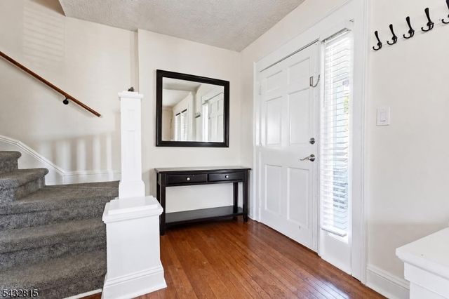 15 Center St, Mount Olive Twp., NJ 07828