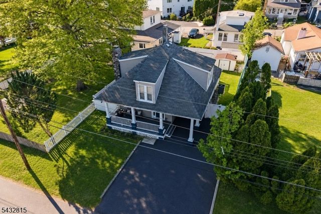 15 Center St, Mount Olive Twp., NJ 07828