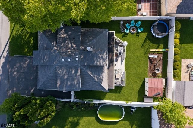 15 Center St, Mount Olive Twp., NJ 07828