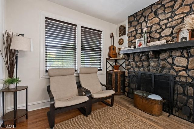 15 Center St, Mount Olive Twp., NJ 07828