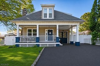 15 Center St, Mount Olive Twp., NJ 07828