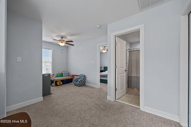 505 Diamond Ridge Court, Hubert, NC 28539