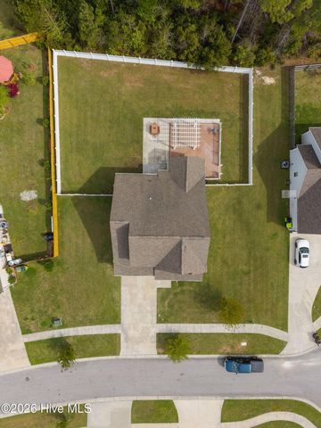 505 Diamond Ridge Court, Hubert, NC 28539