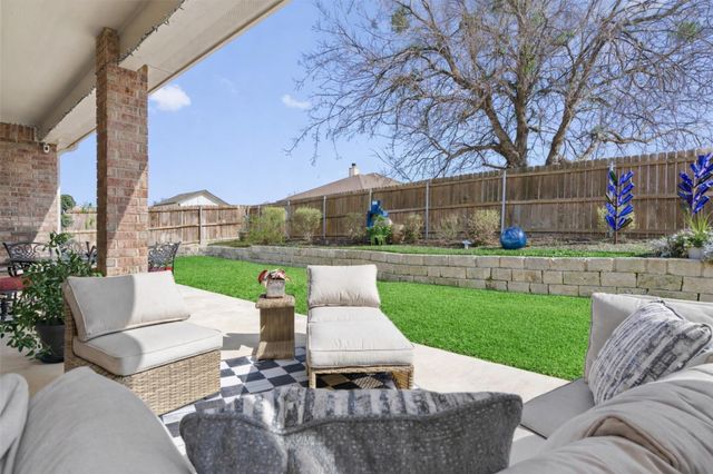 416 Western Sky TRL, Jarrell, TX 76537