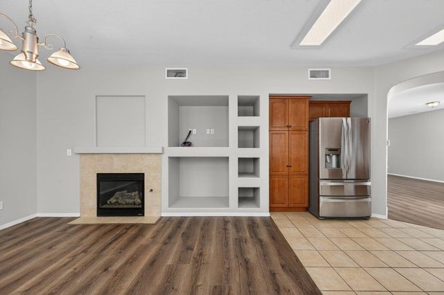 714 W Riviera Lane, Clovis, CA 93619