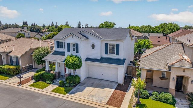 714 W Riviera Lane, Clovis, CA 93619