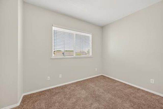 714 W Riviera Lane, Clovis, CA 93619