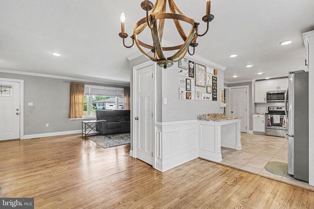 8 LONGVIEW DRIVE, Mechanicsburg, PA 17050
