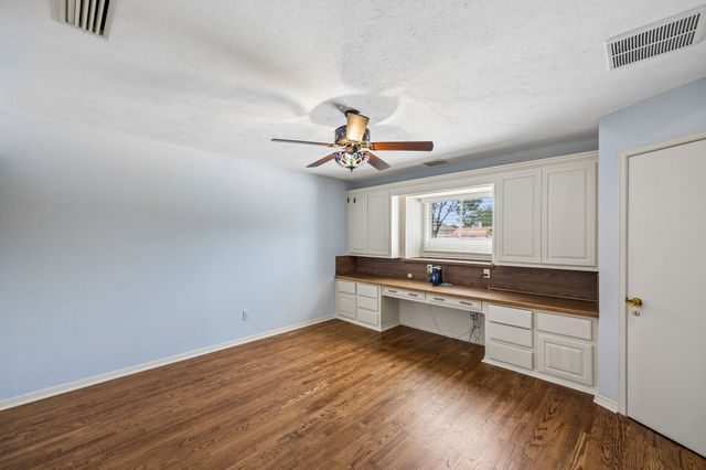 1 Crown Place, Richardson, TX 75080