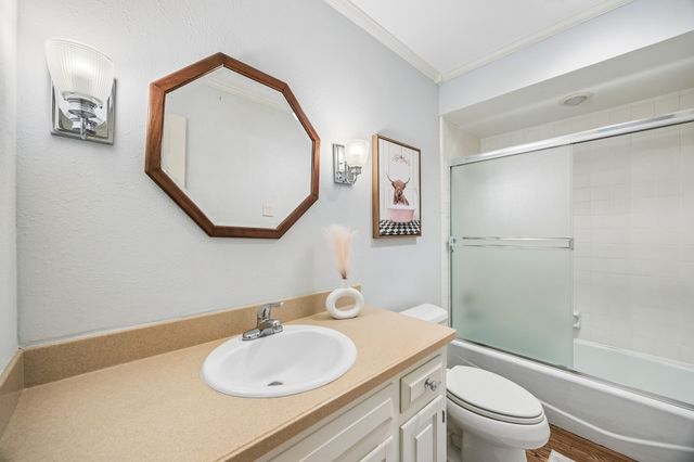 1 Crown Place, Richardson, TX 75080