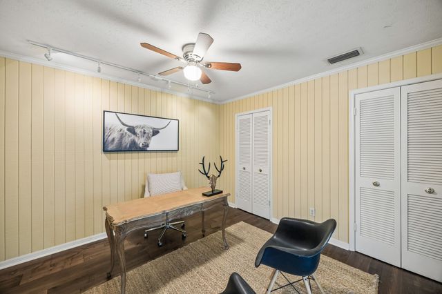 1 Crown Place, Richardson, TX 75080
