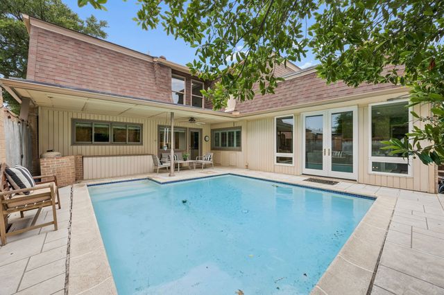 1 Crown Place, Richardson, TX 75080