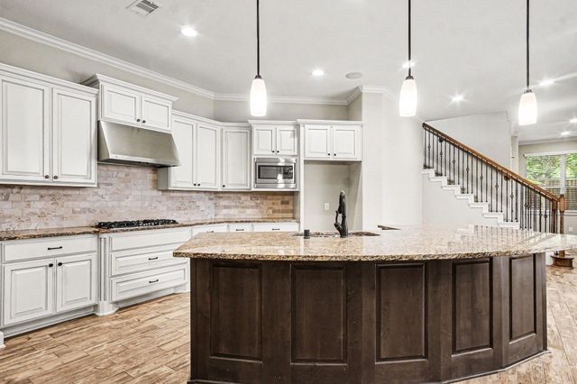 9958 Beautyberry, Conroe, TX 77385