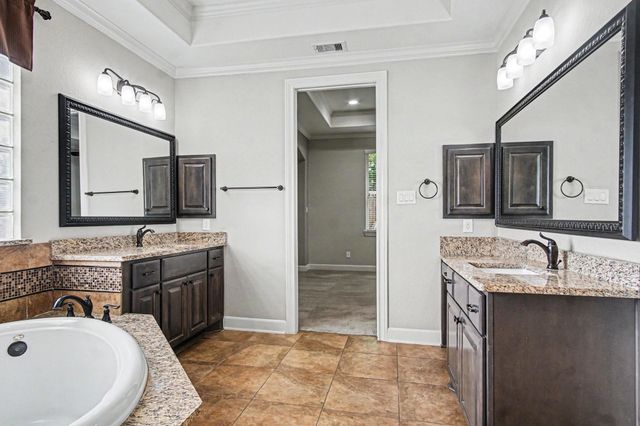 9958 Beautyberry, Conroe, TX 77385