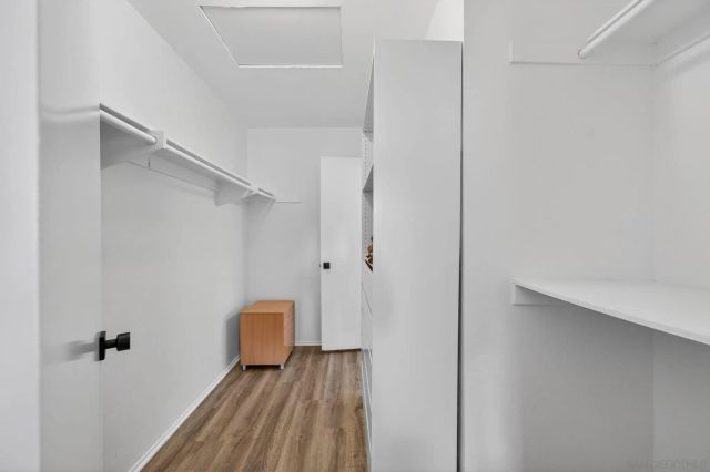 8356 Via Sonoma D, La Jolla, CA 92037
