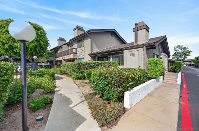 8356 Via Sonoma D, La Jolla, CA 92037