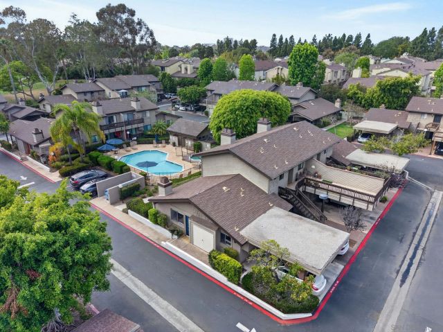 8356 Via Sonoma D, La Jolla, CA 92037