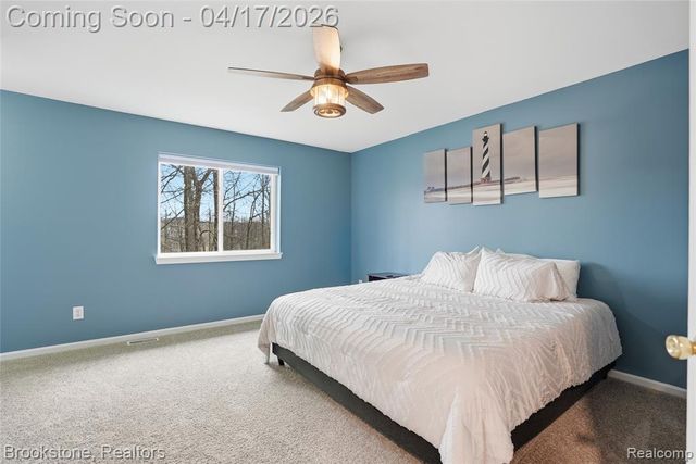 569 Cove View Drive, Waterford, MI 48327