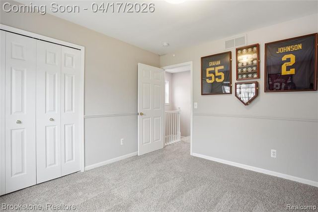 569 Cove View Drive, Waterford, MI 48327