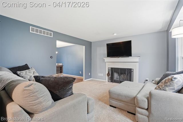 569 Cove View Drive, Waterford, MI 48327