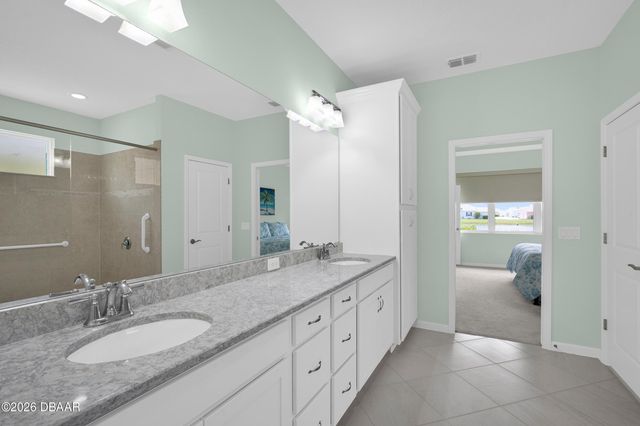 213 Cheeseburger Drive, Daytona Beach, FL 32124