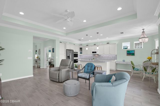 213 Cheeseburger Drive, Daytona Beach, FL 32124