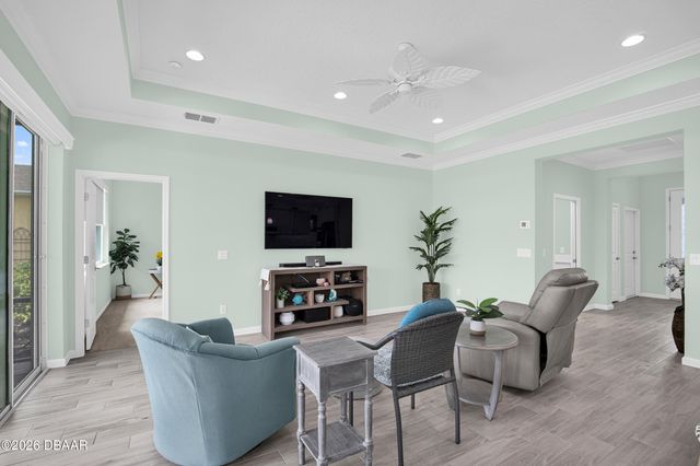 213 Cheeseburger Drive, Daytona Beach, FL 32124