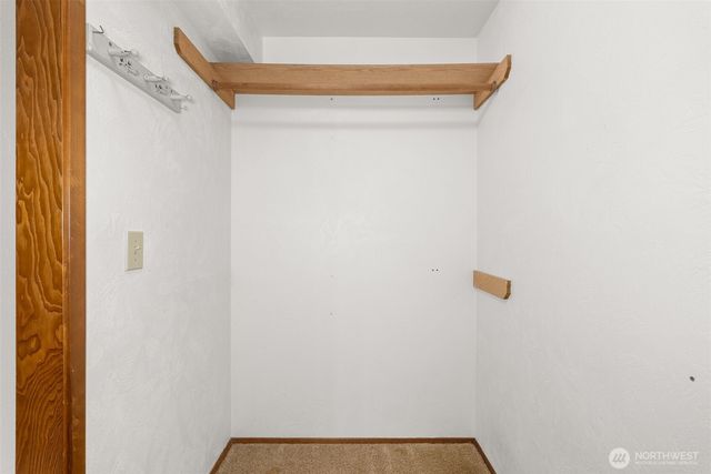 141 E Deer Creek Road, Shelton, WA 98584