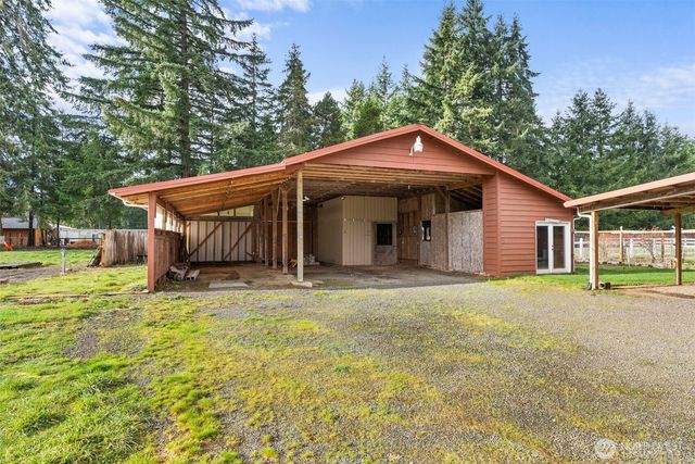 141 E Deer Creek Road, Shelton, WA 98584