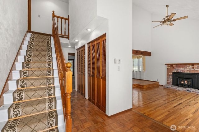 141 E Deer Creek Road, Shelton, WA 98584