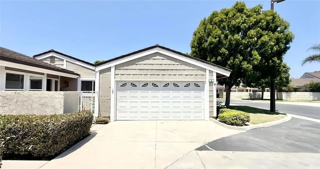 12 Primrose, Irvine, CA 92604