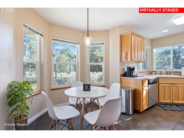 34320 CAPE KIWANDA Dr, Pacific City, OR 97135