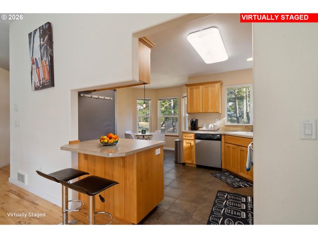 34320 CAPE KIWANDA Dr, Pacific City, OR 97135