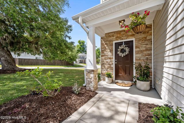 219 Peggys Trace, Sneads Ferry, NC 28460