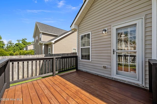 219 Peggys Trace, Sneads Ferry, NC 28460