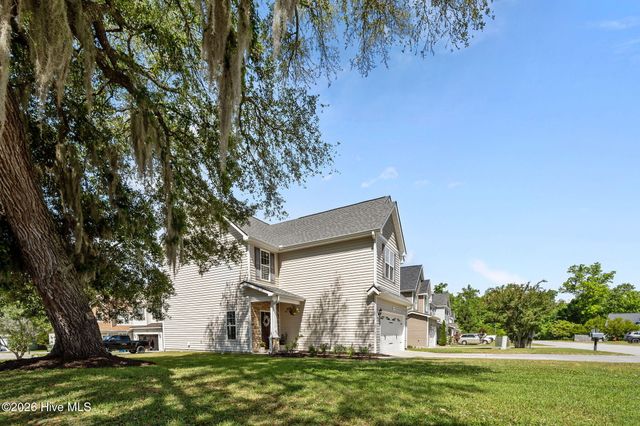 219 Peggys Trace, Sneads Ferry, NC 28460