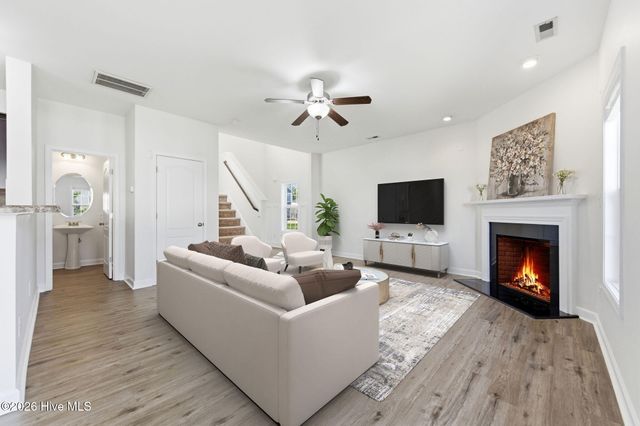 219 Peggys Trace, Sneads Ferry, NC 28460