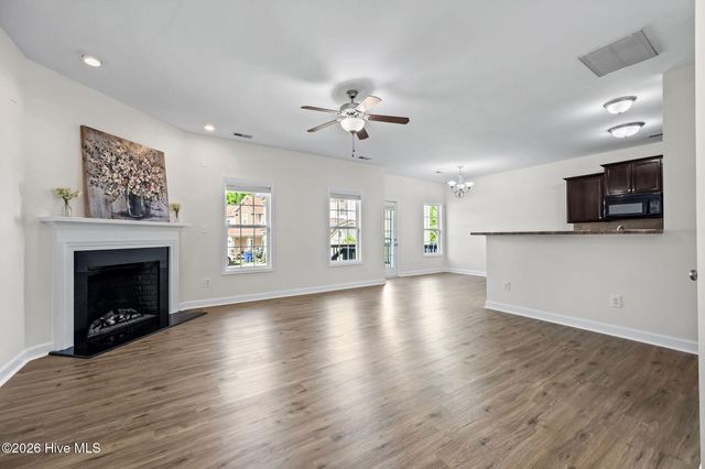 219 Peggys Trace, Sneads Ferry, NC 28460