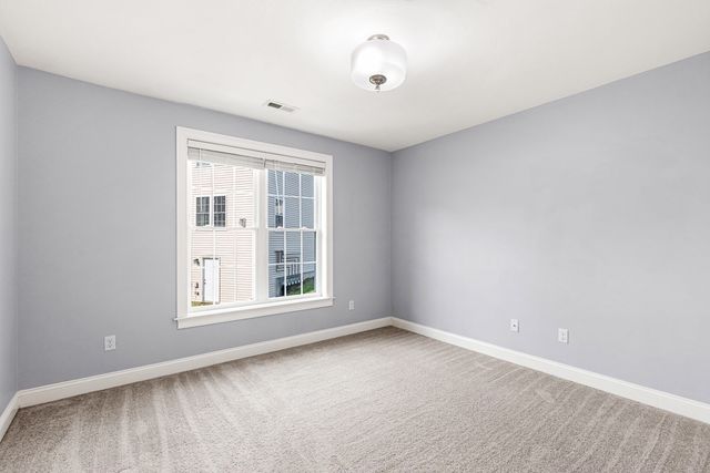 102 Hunting Hill Dr 102, Cumberland, RI 02864