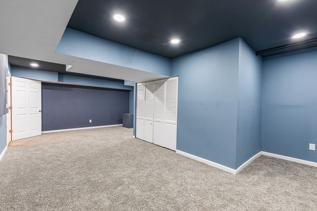 102 Hunting Hill Dr 102, Cumberland, RI 02864