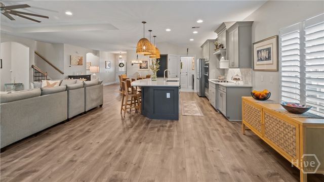 178 Crawford Lane, Richmond Hill, GA 31324