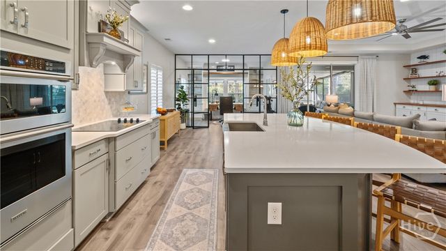 178 Crawford Lane, Richmond Hill, GA 31324