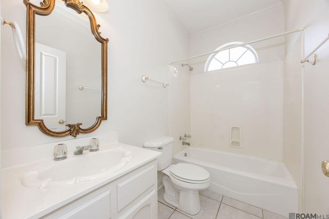 1738 Great Oak Dr, Baton Rouge, LA 70810