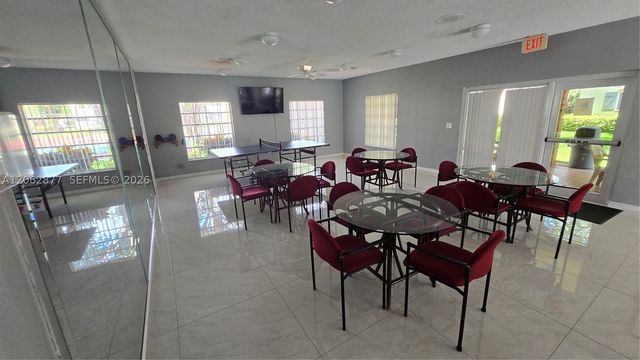 251 S Cypress Rd 135, Pompano Beach, FL 33060